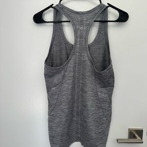 Lululemon Swiftly Tech Tank